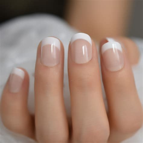 Squoval French Short Nails Nude White Classic Arc Grandado