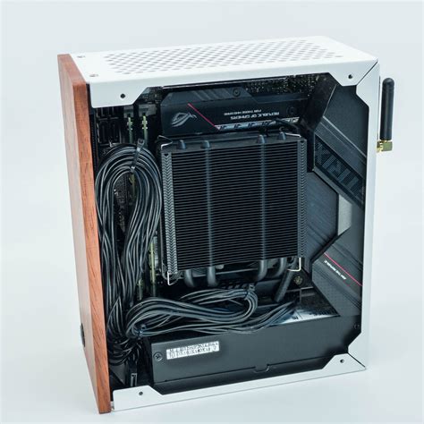 Sffnetwork Densium Shows Prototype Of 4l Case With Wood Front Panel