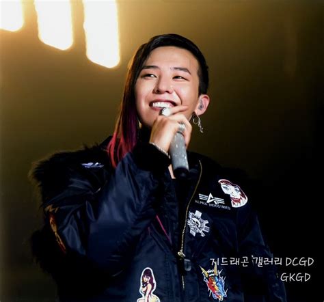 BIGBANGWORLD PHOTOS Alive Tour In Seoul DVD Photobook G Dragon