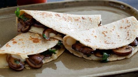 Top 78 imagen receta de quesadillas con champiñones Abzlocal mx