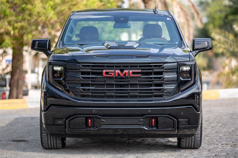 GMC Sierra Regular Cab Elevation 2024