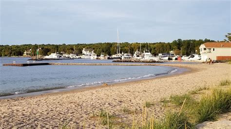 Sister Bay Beach Condos - Door County Vacation Rentals, Condo, House