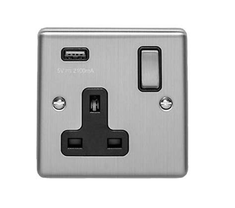 Carlisle Brass Eurolite Enhance Decorative 13 Amp Switched Socket With Usb Outlet Satin