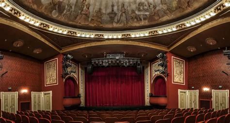 Sala Teatralna W Teatr Im Juliusza Osterwy W Gorzowie Wielkopolskim