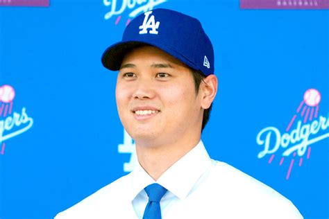 大谷翔平が新本拠地で自主トレする姿を米メディア公開 昨年9月に手術の右肘も順調に回復か スポーツ報知