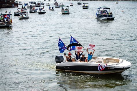Trump Boat Parade