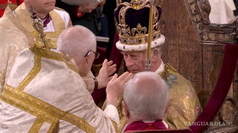 El Rey Carlos Iii Del Reino Unido Y La Reina Camila Son Coronados En