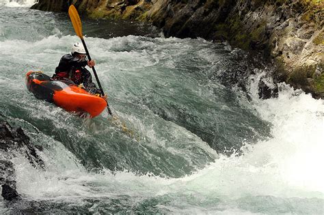 Progression Of Kayaking Courses For Each Skill Level Wet Planet