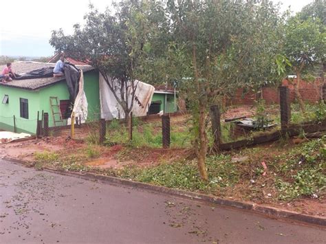 G1 Granizo danificou ao menos 200 casas em Janiópolis diz Defesa