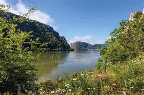 Exploring the Iron Gates of Romania: A Comprehensive Guide