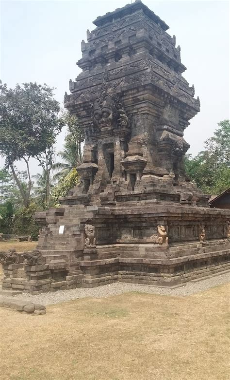 5 Tempat Wisata Candi Di Malang Peninggalan Singasari Sanjaya Tour