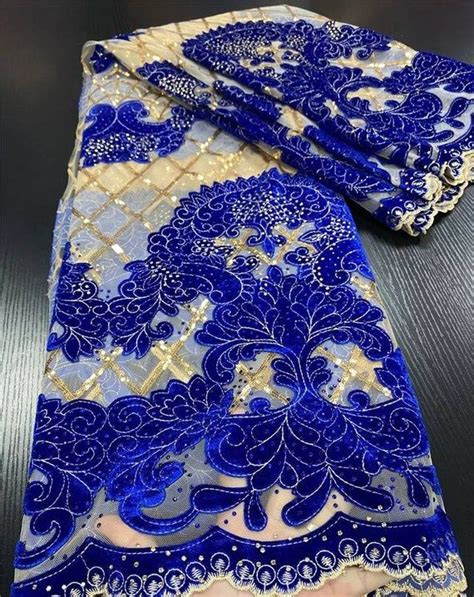 Latest New Arrival African Lace Fabric High Quality Embroidered Velvet