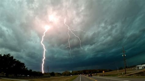 INCREDIBLE Lightning Strike YouTube