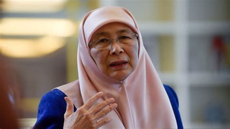 Hayati Erti Merdeka Hargai Pengorbanan Pejuang Dr Wan Azizah TVS