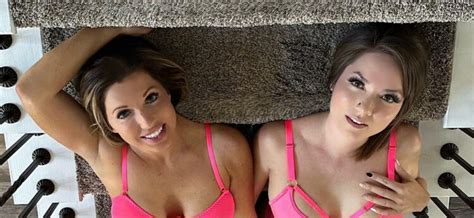 Hot Sexy Ann Mitchell Bikini Pics