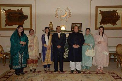 Nawaz Sharif and Asif Zardari Family Pictrue - All About Pakistan