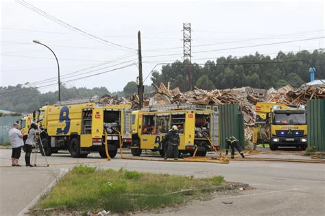 Fotos Espectacular Incendio En El Pol Gono De Maqua El Comercio