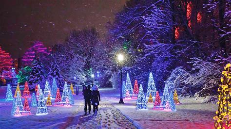 Niagara Falls Will Turn Into A Dreamy Winter Wonderland This Holiday Season