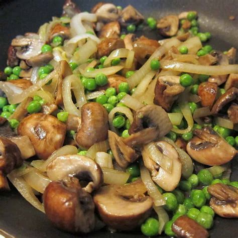 Buckwheat Kasha with Mushrooms and Onions - 20 Minute Side Dish ...