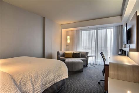 Quebec City Hotel Suites | Courtyard Quebec City