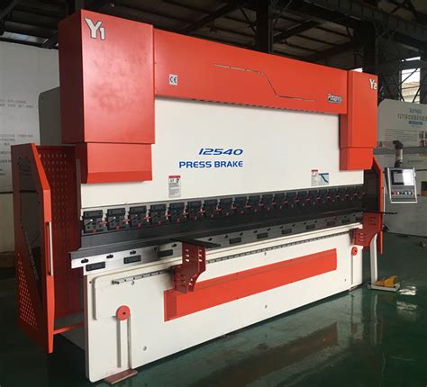 125T 4000 4 1 Axis Cnc Sheet Metal Bending Machine 4m Hydraulic Bending