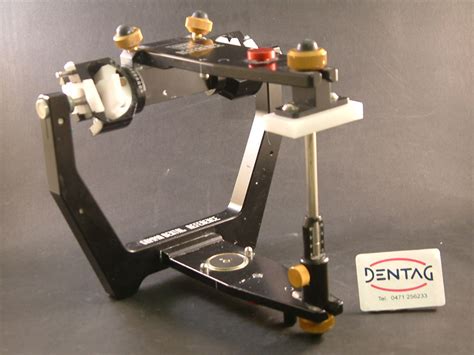 Reference SL Articulator Setup With Use Of Positioning Waxes In The