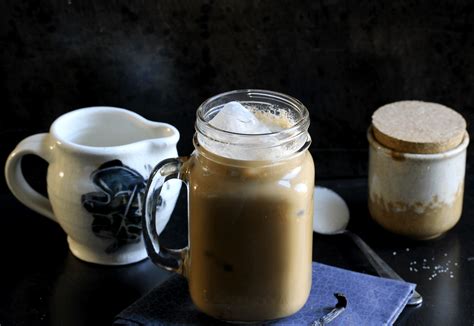 Starbucks Iced Blonde Vanilla Latte Copycat Recipe The Coconut Mama