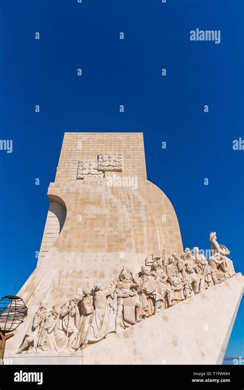 Padrão Dos Descobrimentos Monument To The Discoveries Lisbon