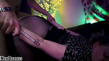 Rubia Cum Contenedor De Basura Obtiene Orgasmo Gritando Xvideos