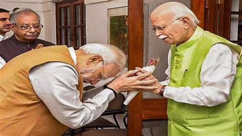 Happy Birthday Lk Advani ईमानदारी और समर्पण का प्रतीक हैं आप खास