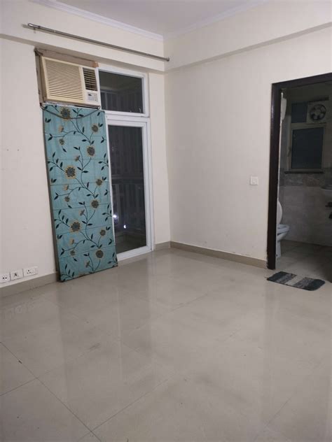 Rental 3 Bedroom 1315 Sq Ft Apartment In Amrapali Princely Estate