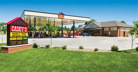 Casey’s General Stores makes big pizza push | Nation's Restaurant News