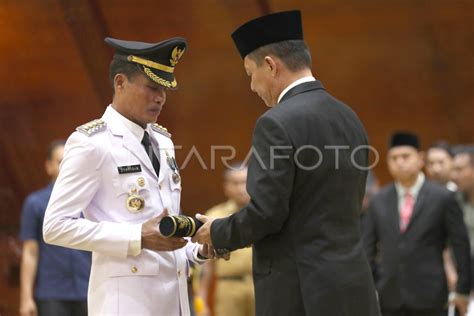 Pelantikan Penjabat Wali Kota Langsa ANTARA Foto