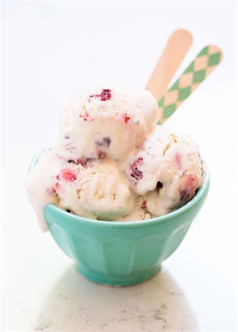 3-Ingredient No Churn Ice Cream - I Heart Naptime