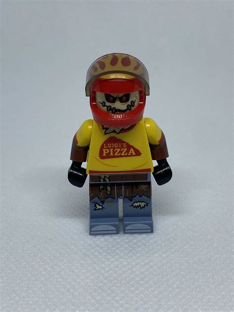 Lego Scarecrow Pizza Delivery Minifigure Batman Super Heroes Outifit