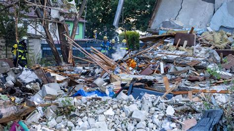 Memmingen Reihenhaus Gasexplosion Am Kalker Feld In Bayern Leiche Von