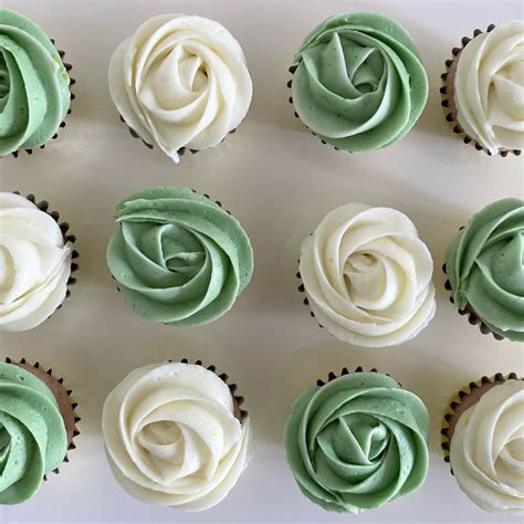 Pin By Claire On Cake Green Cupcakes Bridal Shower Cupcakes