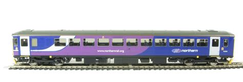 Hornby R2757 Class 153 Single Car Dmu 153324 In Northern Rail Livery