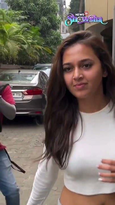 When You Catch Tejasswi Prakash Casually Slaying The No Makeup Look On