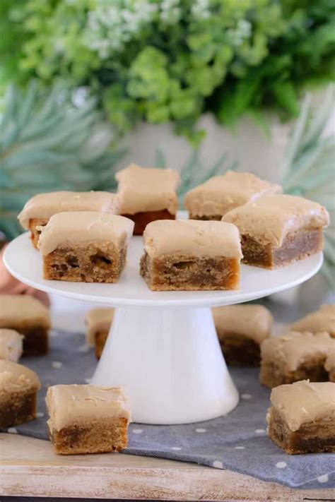 Banana Blondies With Caramel Frosting Bake Play Smile