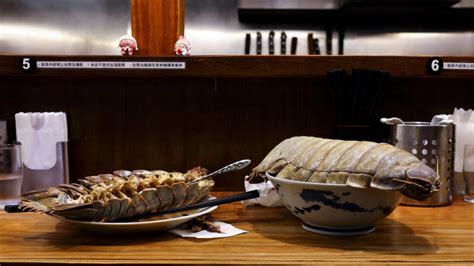 Taiwan Restaurant Serves Giant Isopod Noodles