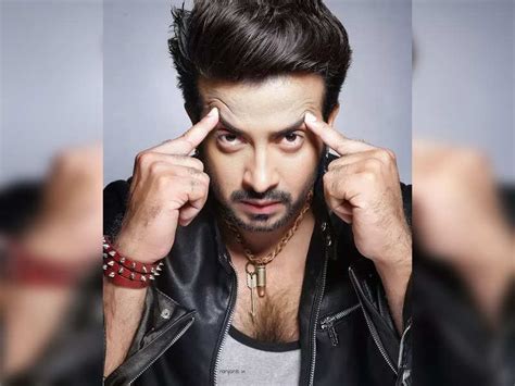 Bangladeshi Actor Shakib Khan Accepts Rape Allegation Wants To Pay 2