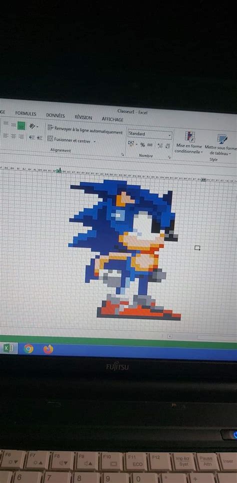 Im Bored So A Made A Pixel Art Sonic On Excel Mildlyinteresting