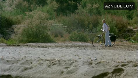 ESCAPE NUDE SCENES AZNude