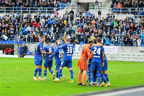 Mit Schwung Aus Der L Nderspielpause Karlsruher Sc Gewinnt Deutlich