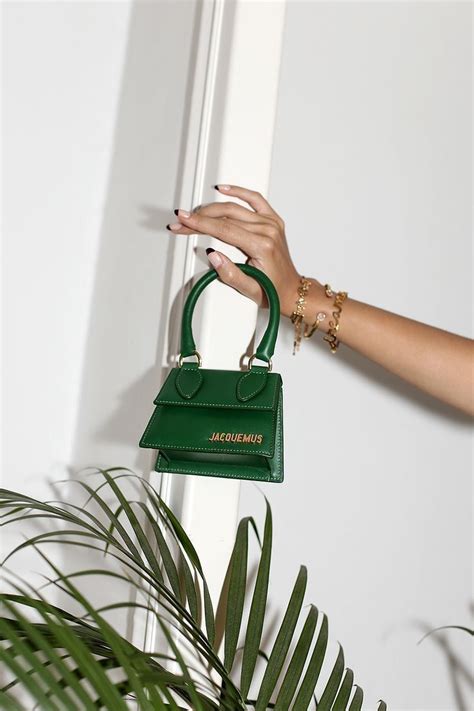Маленькая сумка | Trending handbags, Trendy handbags, Street style handbags
