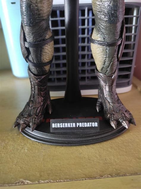 Hot Toys Berserker Predator Hobbies Toys Toys Games On Carousell