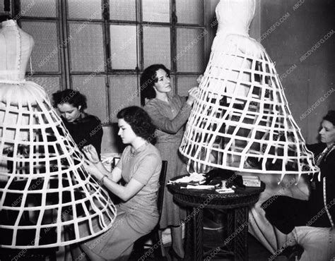 Costume Wardrobe Department Behind The Scenes Gone With The Wind 1862 Abcdvdvideo