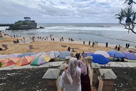 Gunungkidul Targetkan Kunjungan 3 5 Juta Wisatawan Pada 2025