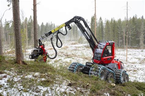 Komatsu Introduces New Forwarder And Harvester Designed For Rugged